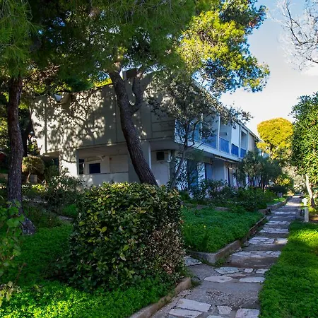 The One Sounio Apartment *